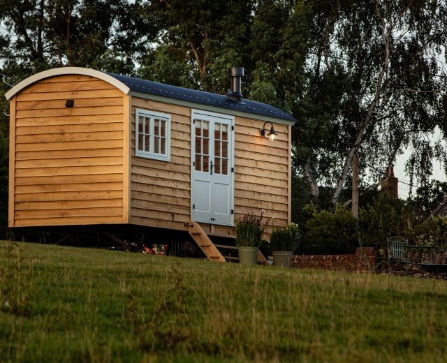 Glamping holidays in Northamptonshire, Central England - Ewe Glamping